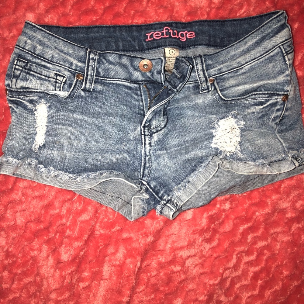 Short shorts
